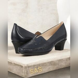 SAS Women's Sonyo Slip on Heels Office Shoes Size 9.5 WW